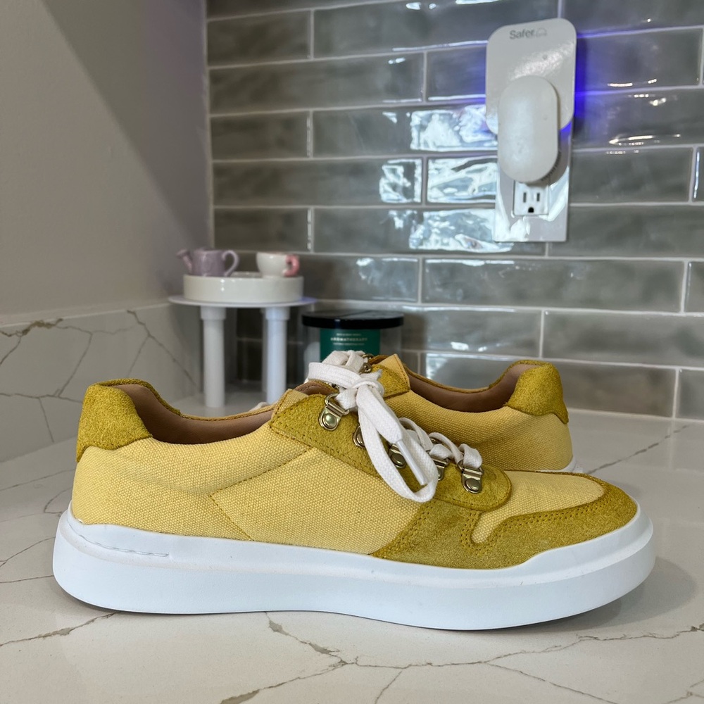 Cole Haan Grandpro Sneakers. Women’s Size 9.5 Color Yellow. - Picture 7 of 10